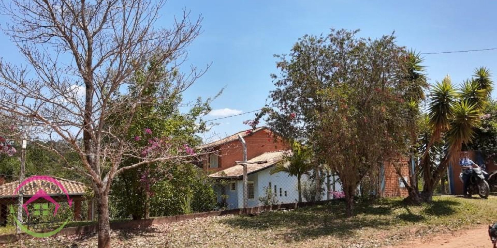 Vende se Chácara Campos Elíseos - Pardinho - SP - Foto 14 de 15