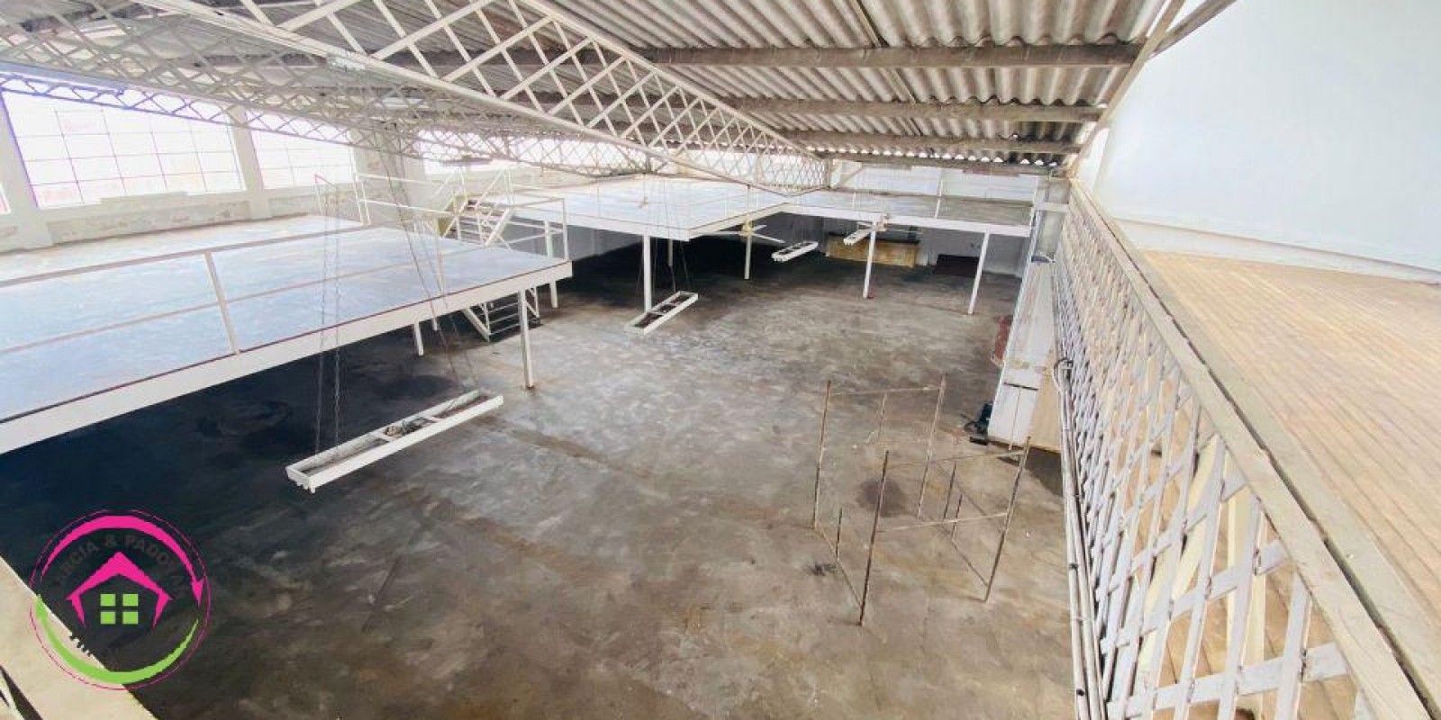 Vende se Prédio Comercial no Centro de Botucatu - SP  - Foto 2 de 7