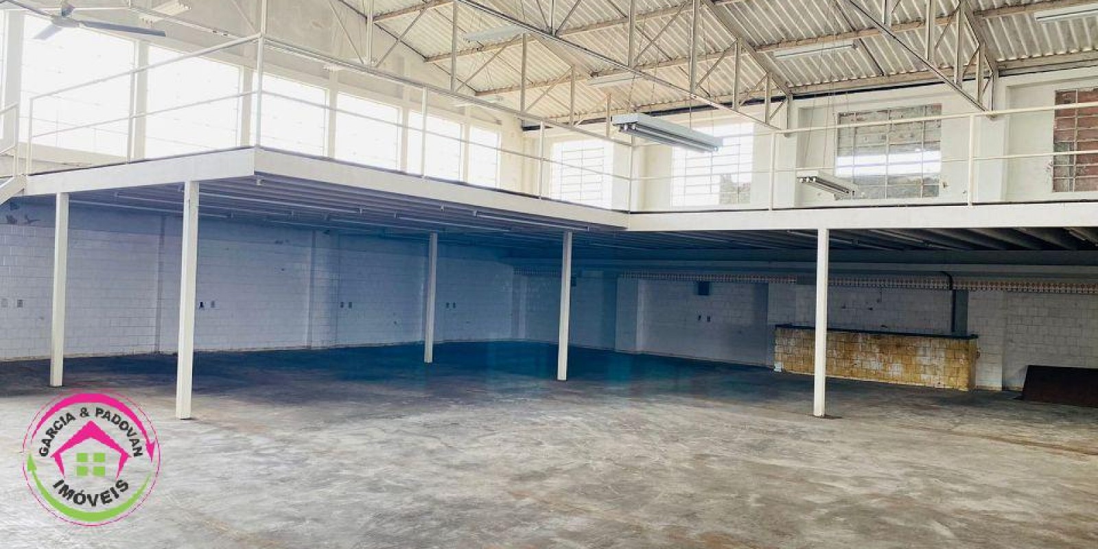 Vende se Prédio Comercial no Centro de Botucatu - SP  - Foto 3 de 7