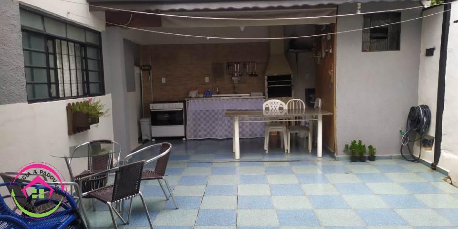 Casa à Venda - Excelente Localização COHAB 1 - Botucatu - SP