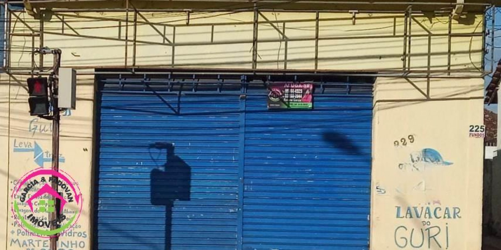 Aluga-se Barracão  100 m2- Centro - Botucatu - SP - Foto 1 de 1