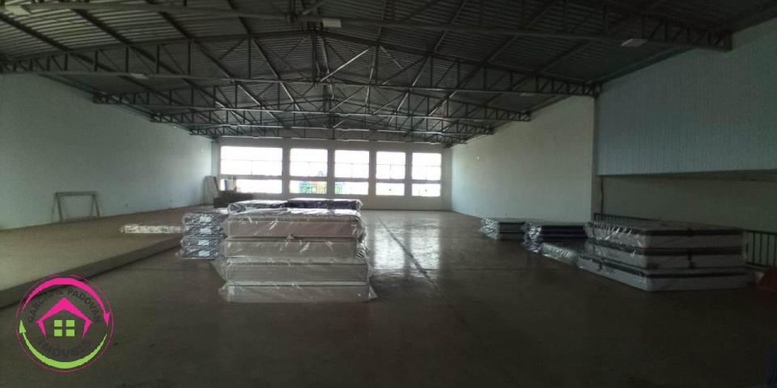 Barracão Comercial á Venda - Centro - Botucatu - SP - Foto 2 de 8