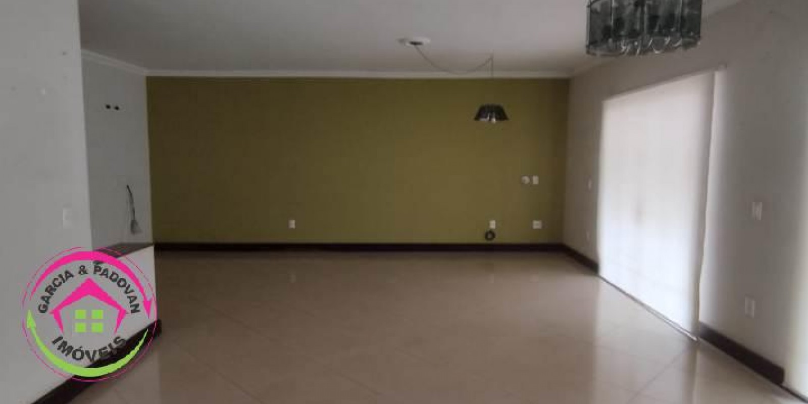 Vende se Casa - Região Central - Botucatu - SP - Foto 15 de 31