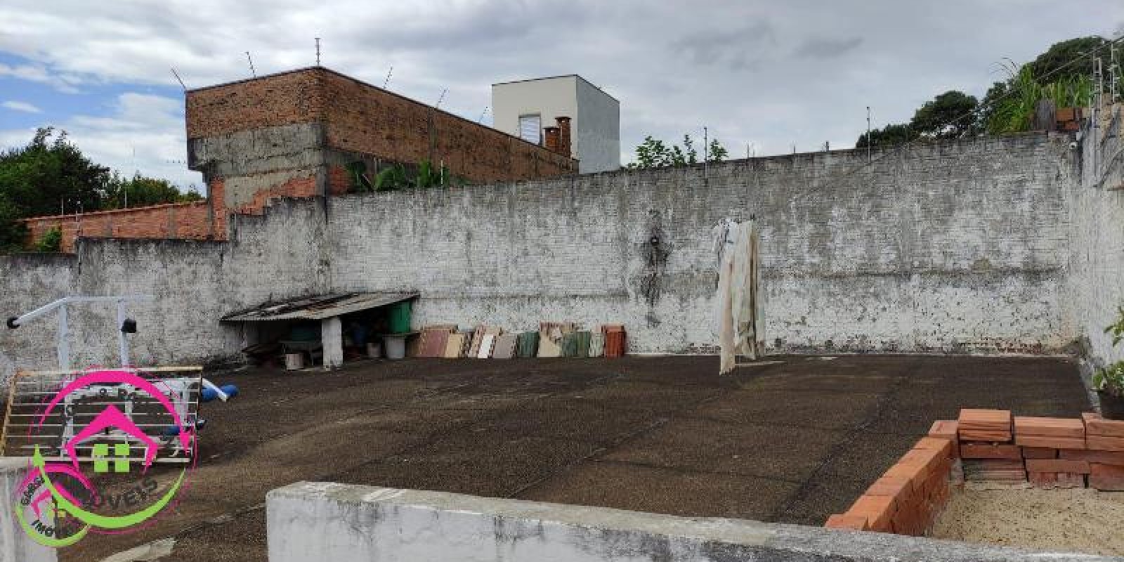 Vende se Casa - Vila São Lucio - Botucatu - SP  - Foto 9 de 32