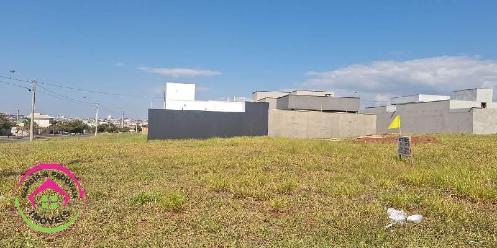 Vende se Lote QD 19 LT 25 - Jd Ouro Verde - Botucatu - SP - Foto 1 de 1