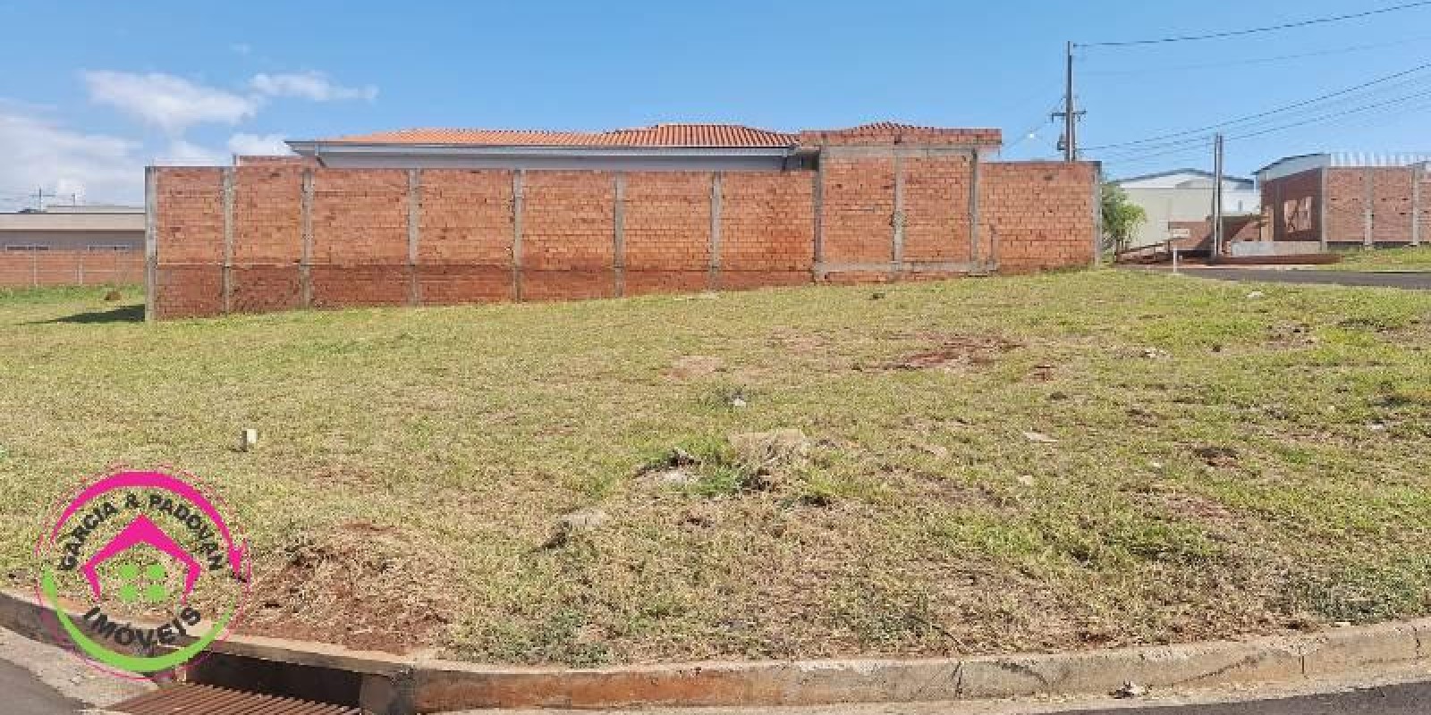 Vende se Lote QD 50 LT 14 - 415 m² - Jd Ouro Verde - Botucatu - SP - Foto 2 de 2