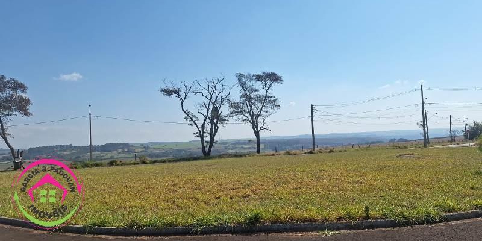 Vende se Lote QD 64 LT 01 -Jd Ouro Verde - Botucatu - SP - Foto 1 de 2