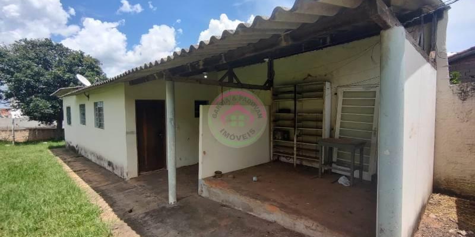 Linda Chácara à Venda em Rubião Júnior - Botucatu SP - Foto 16 de 26