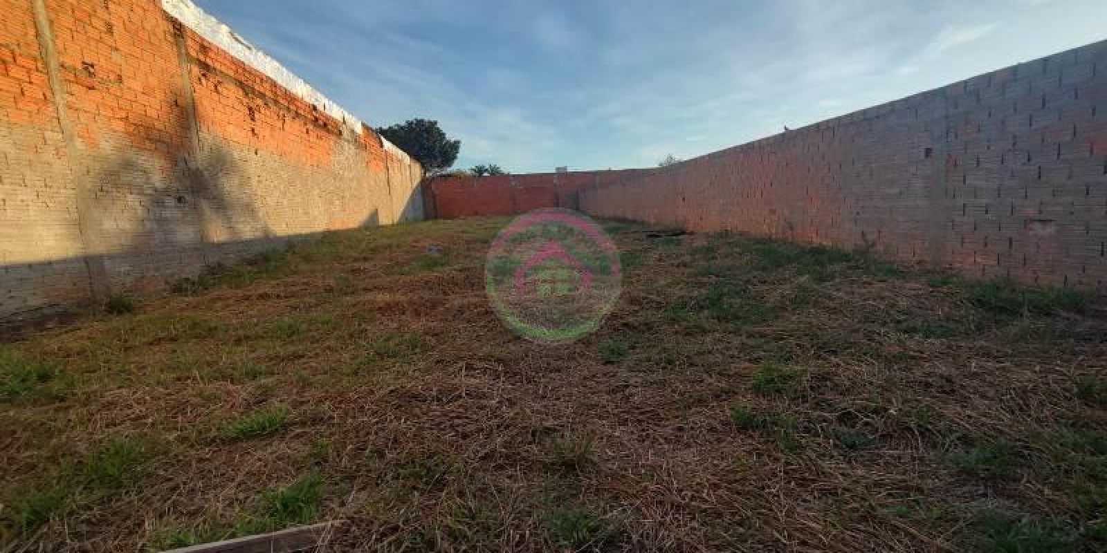 Vende se Terreno Park Convívio - Botucatu SP - Foto 1 de 3