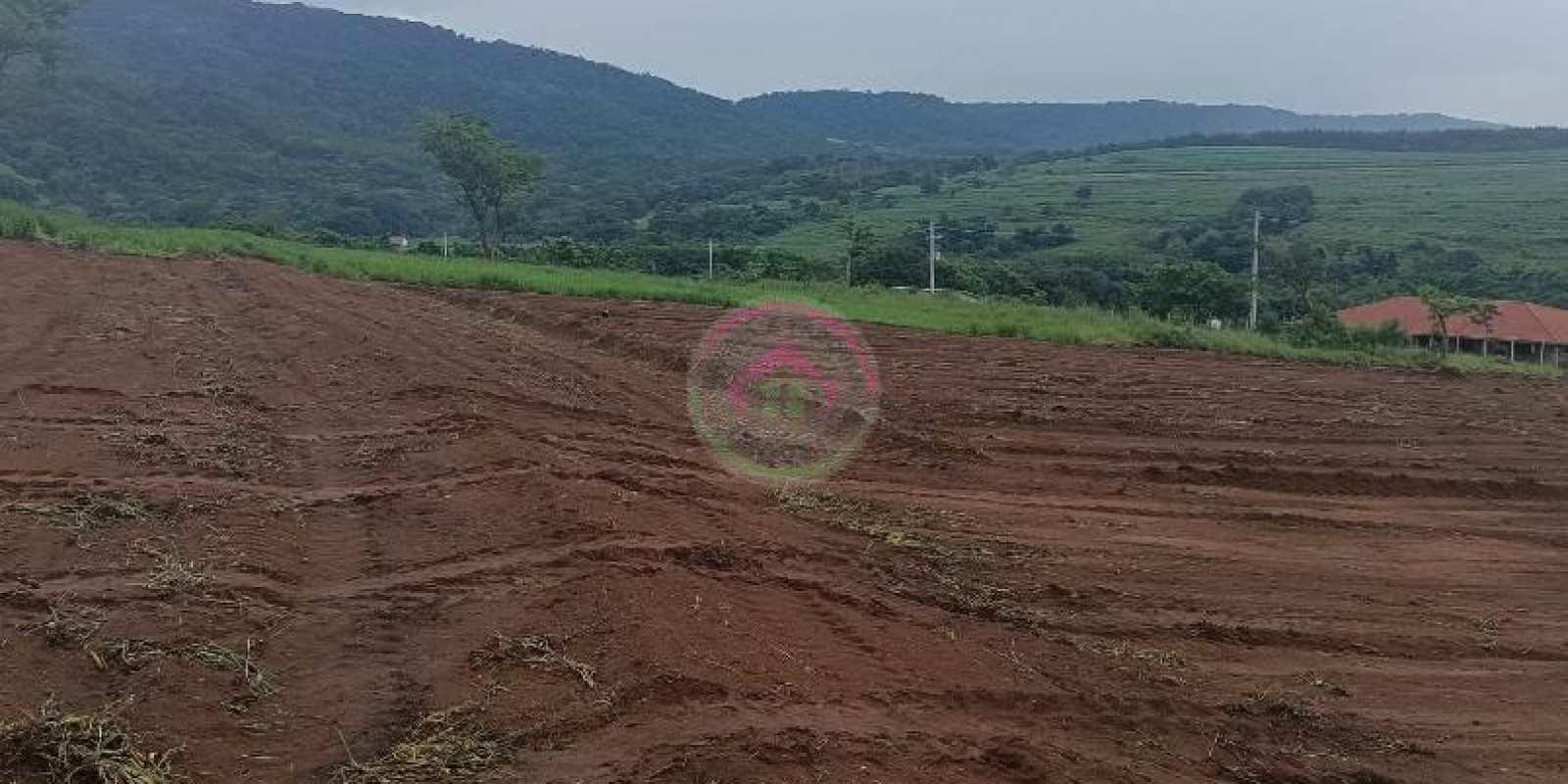 O Refúgio de quem Ama a Natureza ! Botucatu SP - Foto 3 de 4