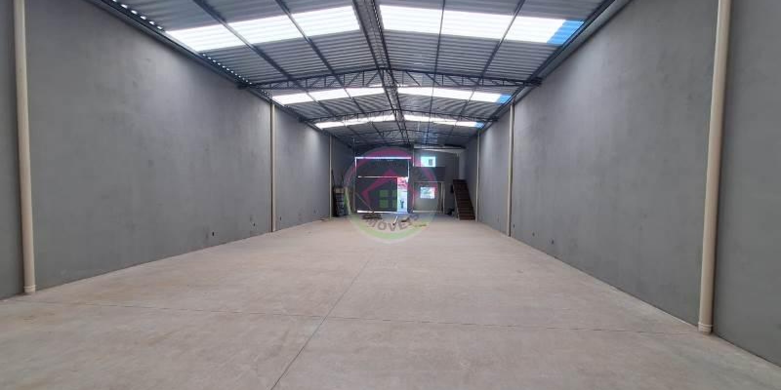 Aluga se Barracão Vila Paulista - Botucatu SP - Foto 3 de 9