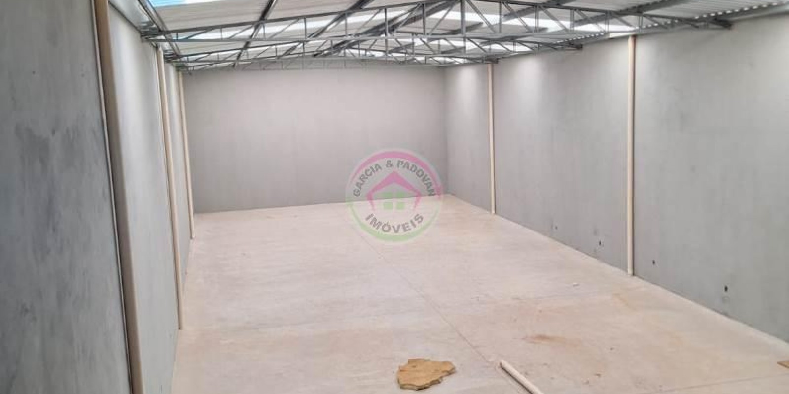 Aluga se Barracão Vila Paulista - Botucatu SP - Foto 9 de 9