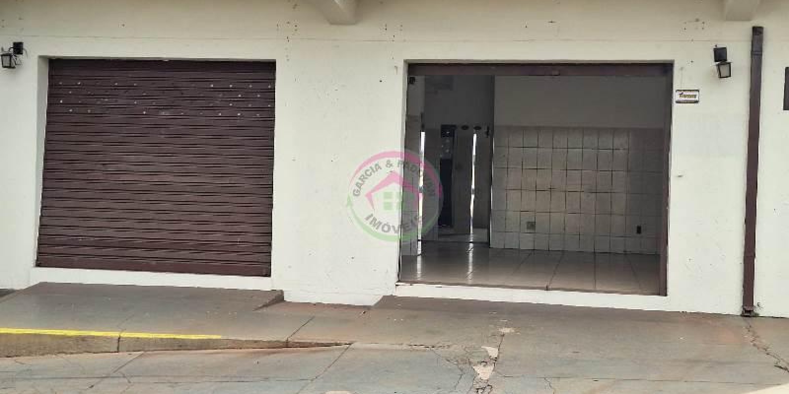 Aluga se Ponto Comercial - Botucatu SP - Foto 1 de 11