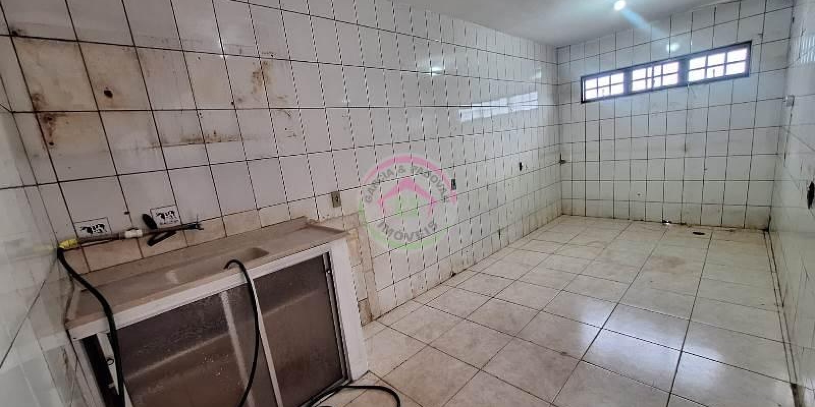 Aluga se Ponto Comercial - Botucatu SP - Foto 2 de 11