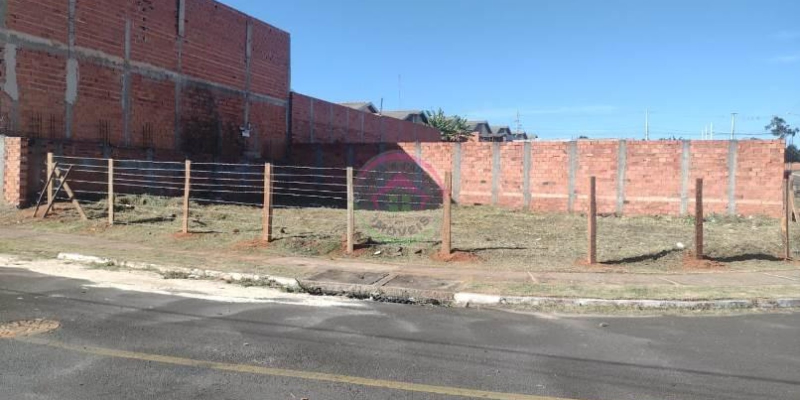 Vende-se Terreno Jardim Botucatu - Botucatu SP - Foto 1 de 3