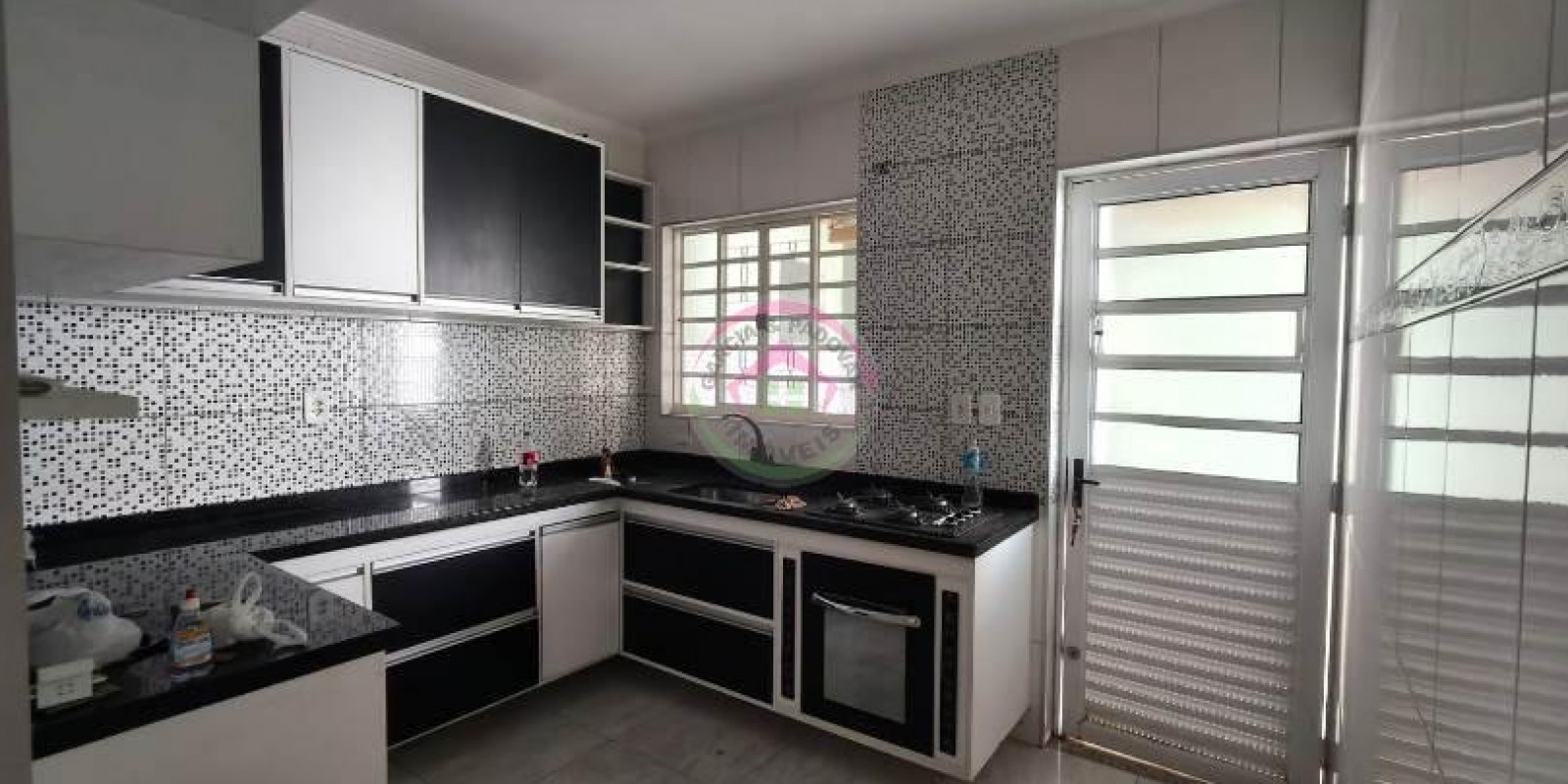 Excelente Casa para Locação no Jardim Bosque em Botucatu SP - Foto 5 de 13