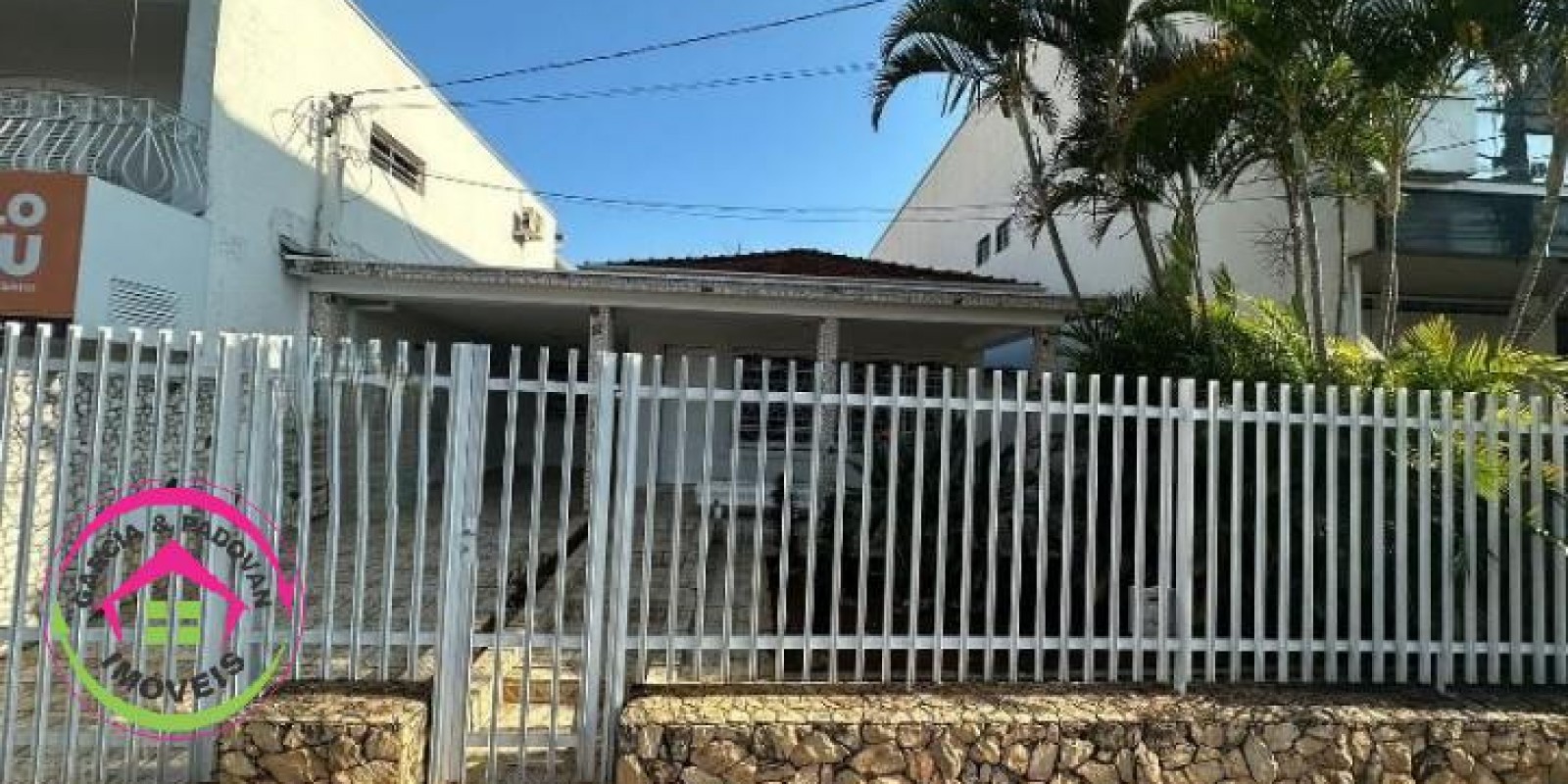 Casa em Excelente Localização próximo ao Hospital do Bairro - Botucatu - SP Casa em Excelente Localização próximo ao Hospital do Bairro - Botucatu - SP