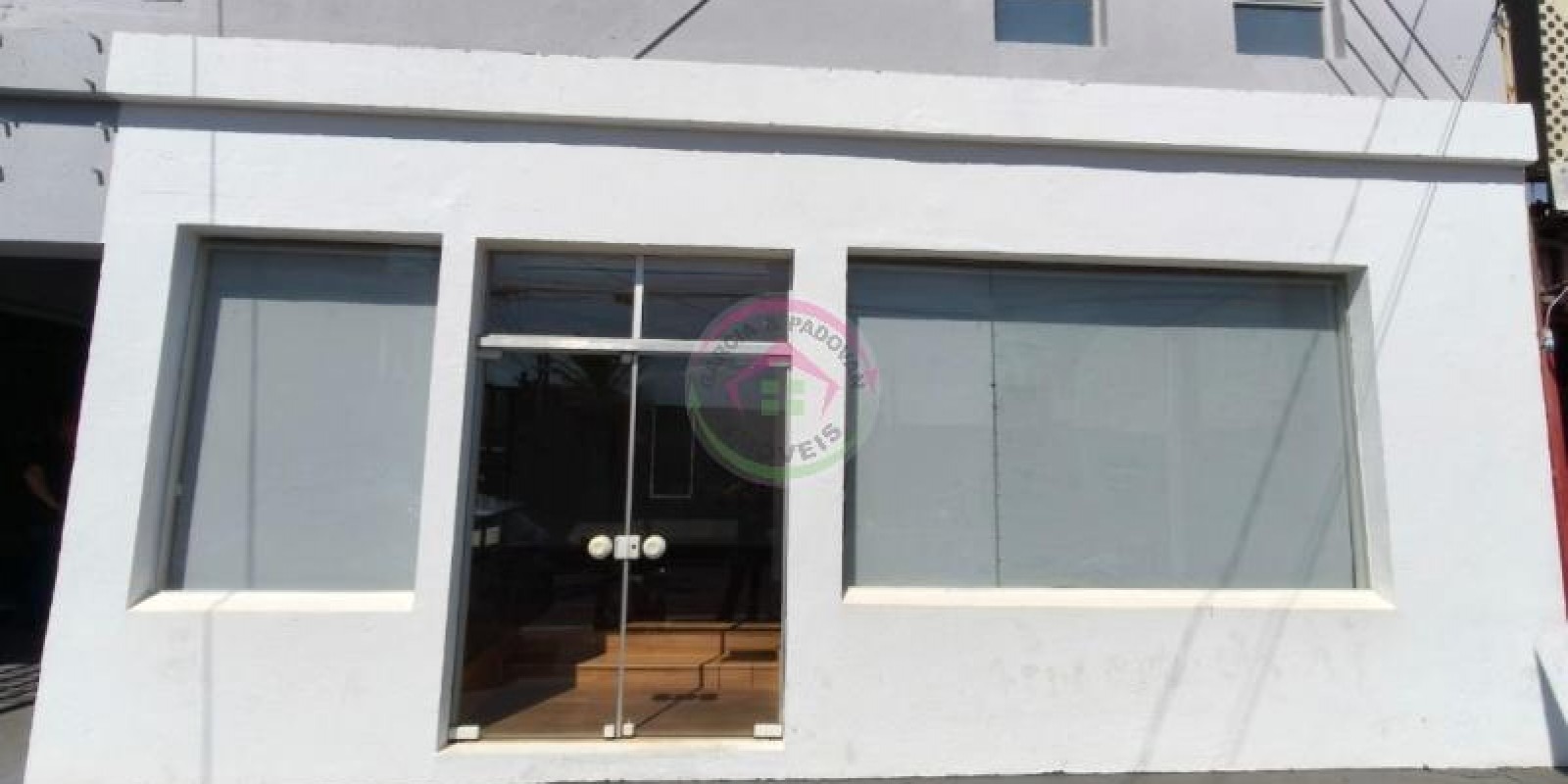 Aluga se Ponto com mezanino no Centro de Botucatu SP Aluga se Ponto com mezanino no Centro de Botucatu SP