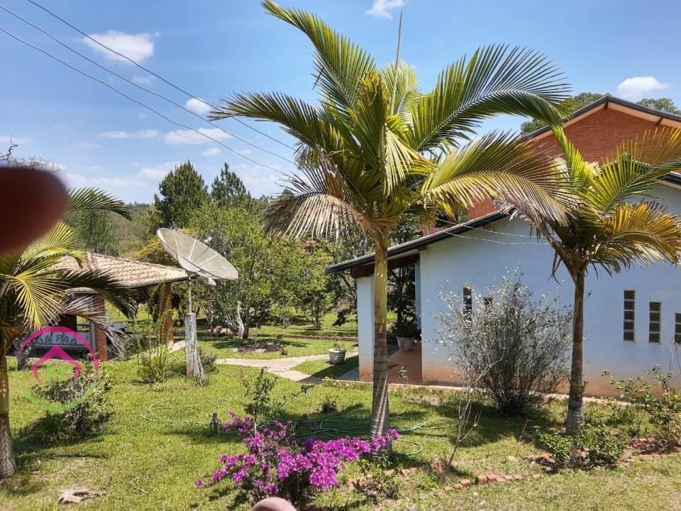 Vende se Chácara Campos Elíseos - Pardinho - SP - Pardinho