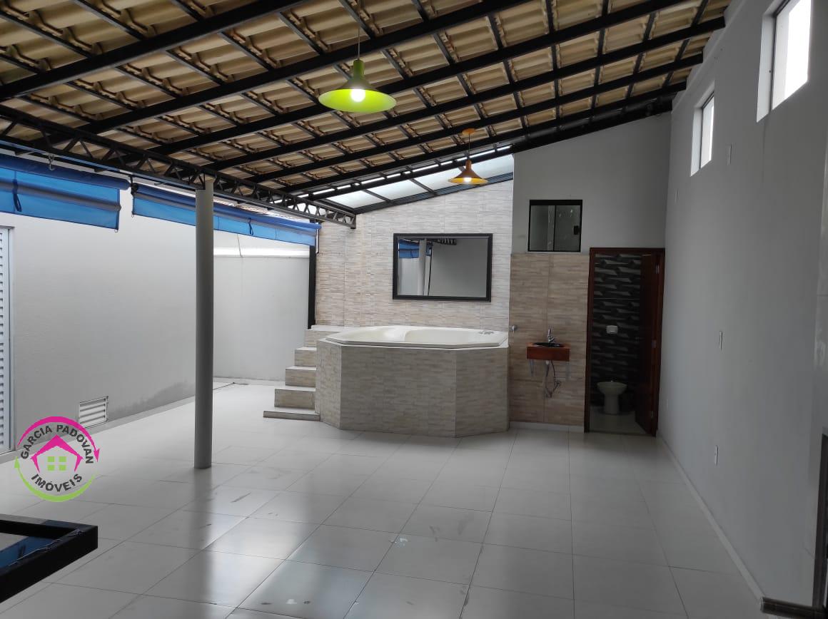 Casa a Venda em Botucatu SP - Botucatu