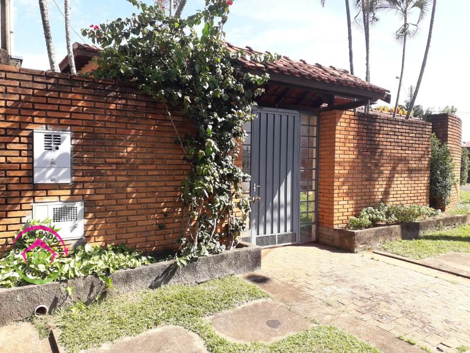 Casa a Venda em Botucatu SP - Jd Paraiso - Botucatu
