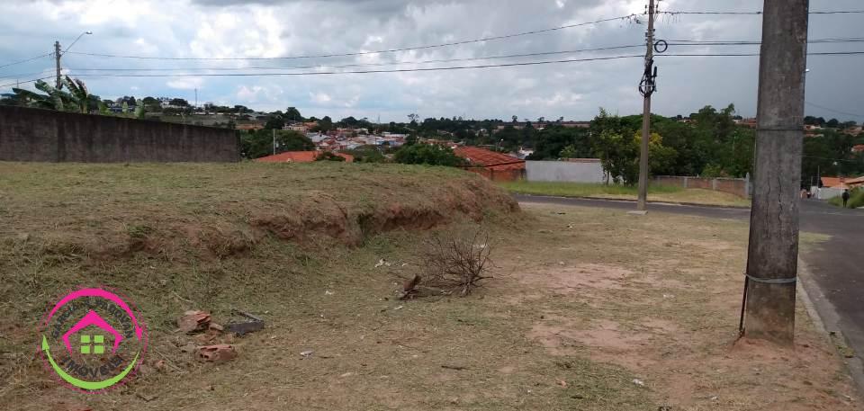 2 Terrenos a Venda de Esquina em Botucatu SP - Rubião Júnior - Botucatu
