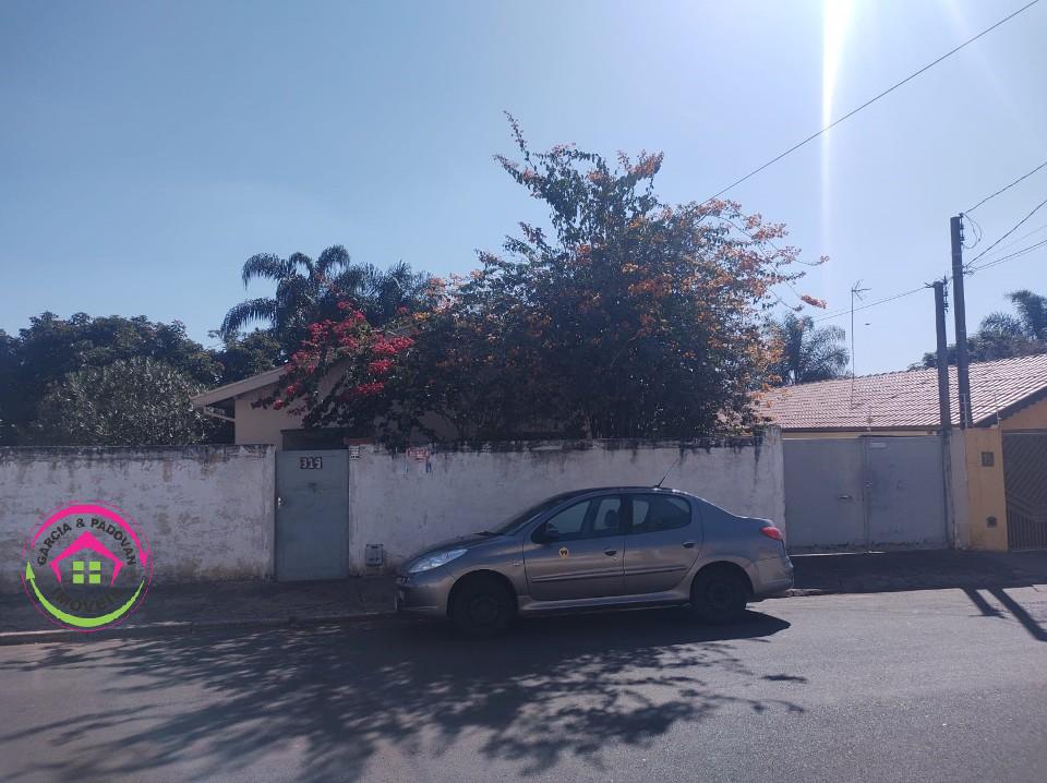 Sobrado a Venda Perto do Centro em Botucatu SP - Centro - Botucatu