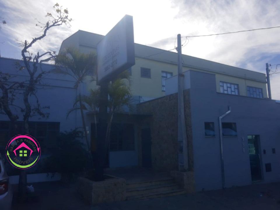 Aluga -se Imóvel Comercial Rua Dr. Jaguaribe - Botucatu - SP - Botucatu