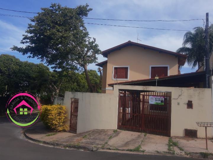 Vende-se Sobrado  Jd Paraíso - Botucatu - SP - Botucatu