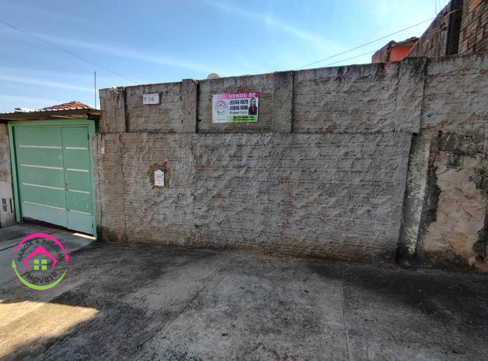 Casa à Venda ou Permuta - OPORTUNIDADE! - VL FERROVIÁRIA - Botucatu - SP - Botucatu