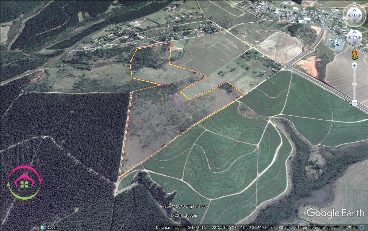 Área para Loteamento - Botucatu - SP - Botucatu