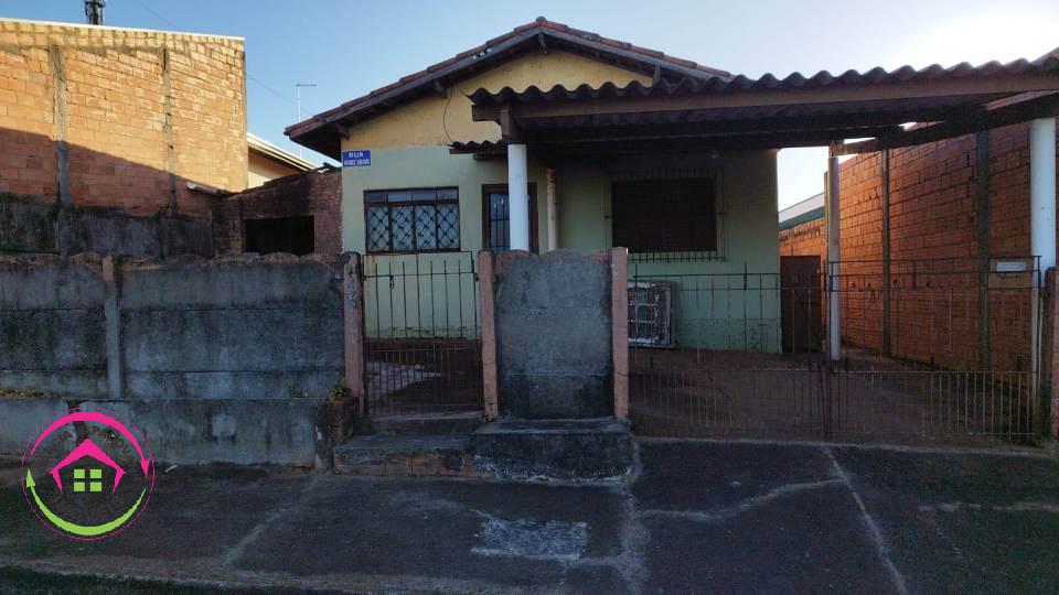 Vende-se Casa - Vila Jardim - Botucatu - SP - Botucatu