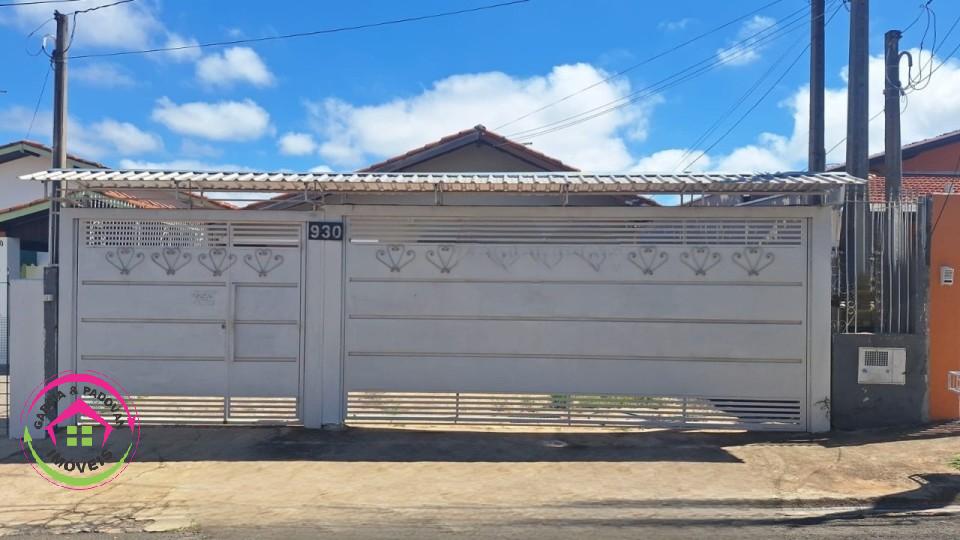 Vende se Casa  - Vila Pinheiro - Botucatu - SP - Botucatu