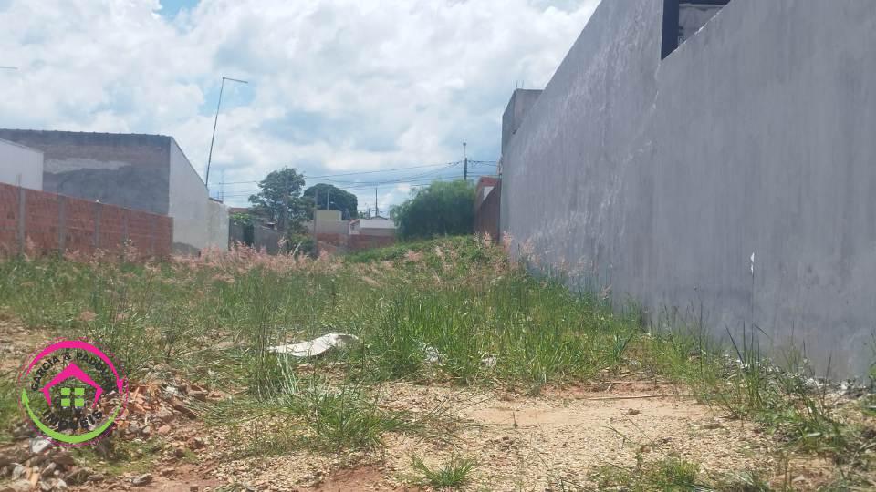 Vende-se Terreno - Pq Marajoara - Botucatu - SP - Botucatu