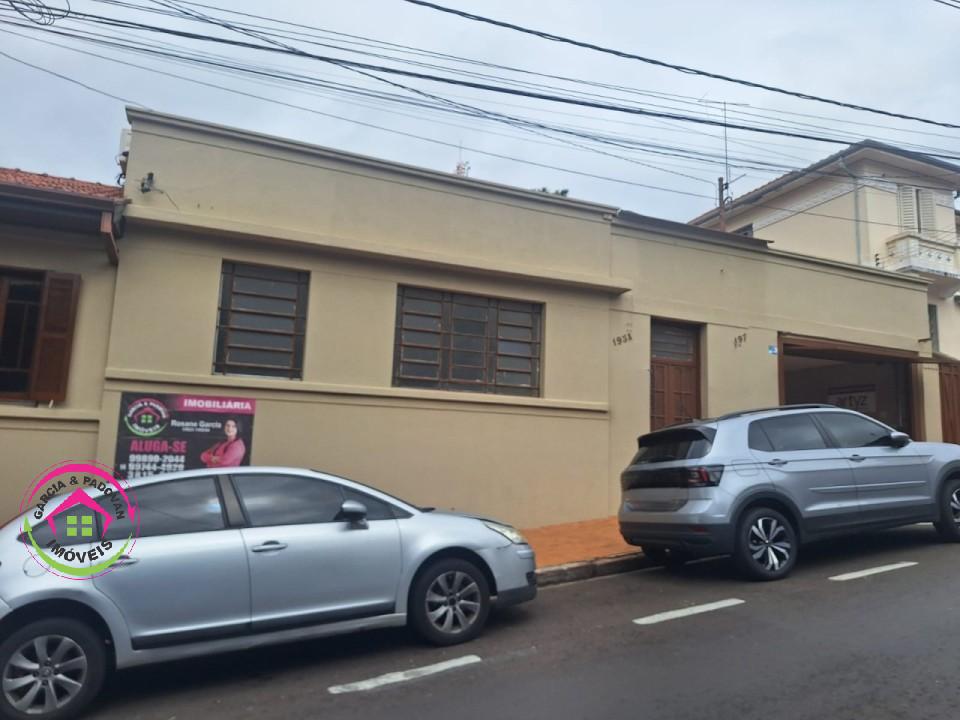 Aluga se Ponto Comercial - Centro de Botucatu - SP - Botucatu