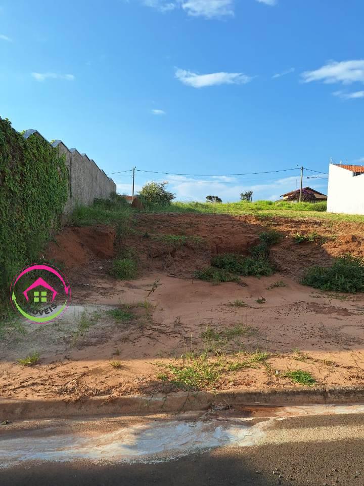 Terreno Bem Localizado - Res. Lívia 1 - Botucatu - SP - Botucatu