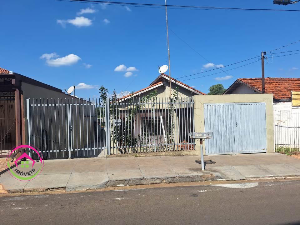 Vende se Casa - Centro - Botucatu - SP - Botucatu