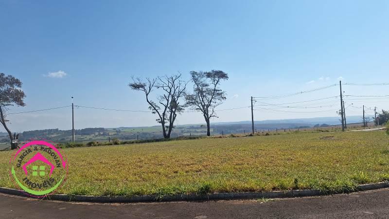 Vende se Lote QD 64 LT 01 -Jd Ouro Verde - Botucatu - SP - Botucatu