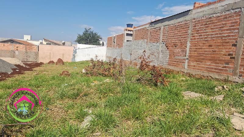 Vende se Terreno - Jardim Ouro Verde - Botucatu - SP - Botucatu