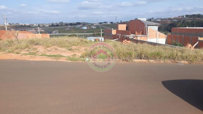 Vende se Terreno Residencial Lívia l  - Botucatu - SP  - Botucatu