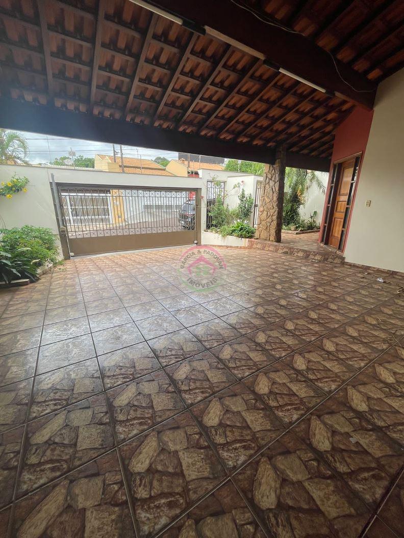 Vende se Casa em Ótima Localização - Res. Bom Pastor - Botucatu SP - Botucatu