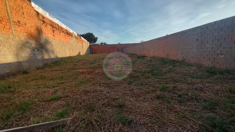 Vende se Terreno Park Convívio - Botucatu SP - Botucatu