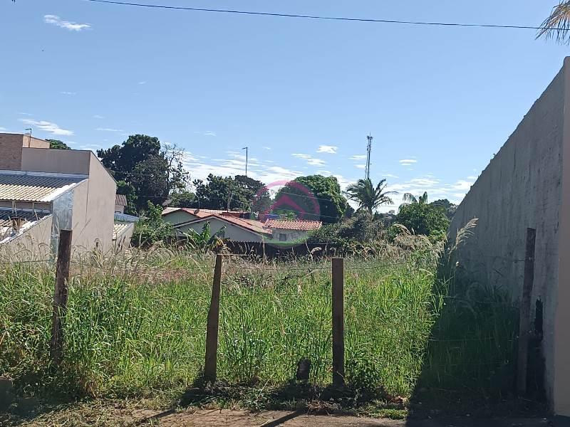 Terreno plano à Venda no Parque dos Pinheiros - Botucatu SP - Botucatu