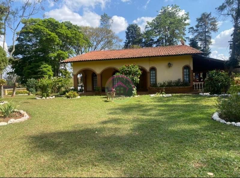 Sítio no Polo Cuesta na Região da Pedra do Índio - Botucatu SP             - Botucatu
