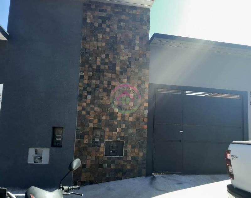 Vende se Sobrado novo com Excelente acabamento Jardim Iolanda - Botucatu SP - Botucatu