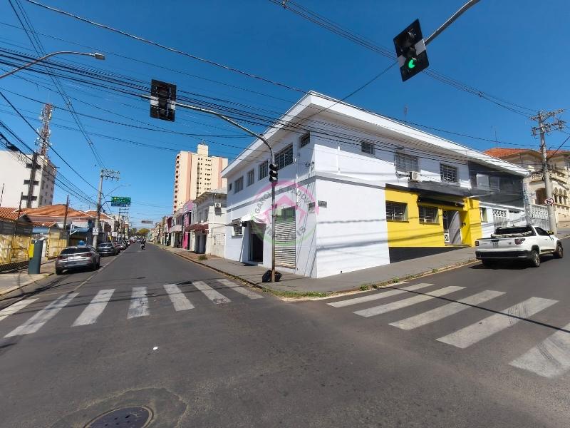 Aluga se Ponto Comercial de esquina no Centro de Botucatu SP - Botucatu