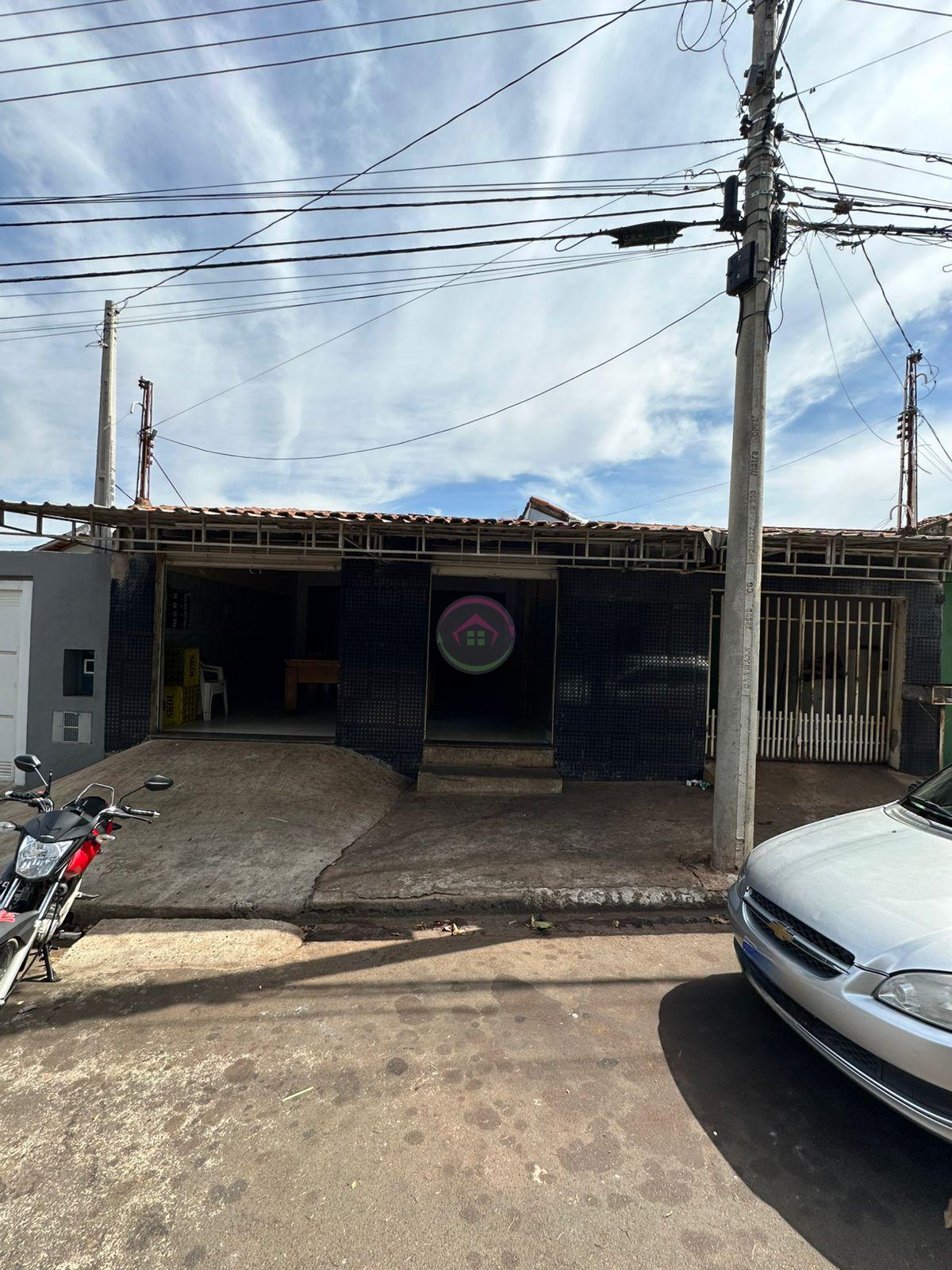 Vende-se Casa com bar na COHAB 2 em Botucatu SP - Botucatu