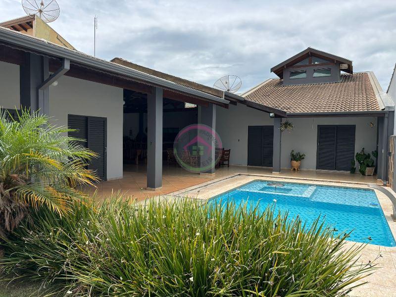 Vende se Casa de Campo na Represa Jurumirim de Avaré SP - Avaré