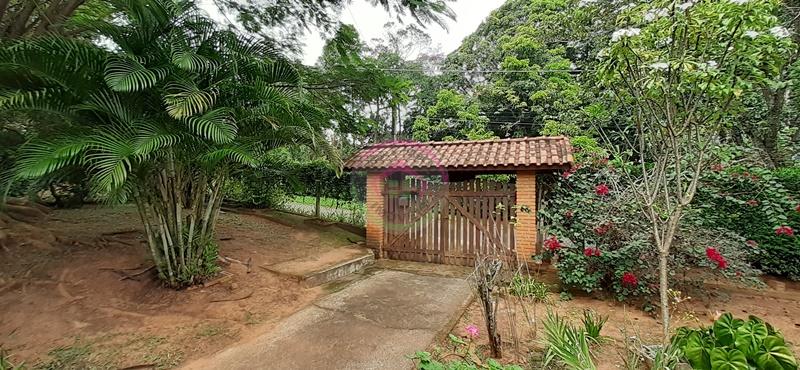Vende-se Chácara Recreio Vista Alegre em Botucatu SP - Botucatu