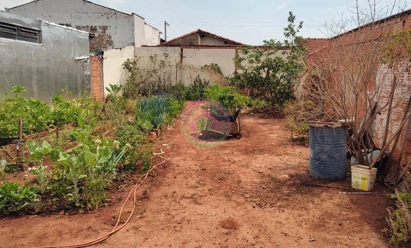 Vende-se Terreno na COHAB 1 EM Botucatu SP - Botucatu